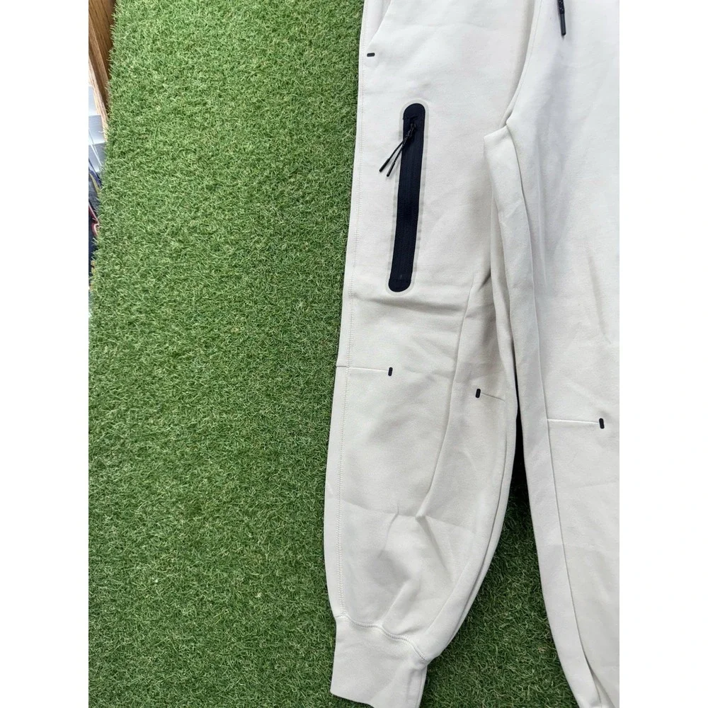 Nike Tech Fleece Joggers Mens Small Sportswear Sweatpants Athleticwear Beige y2k